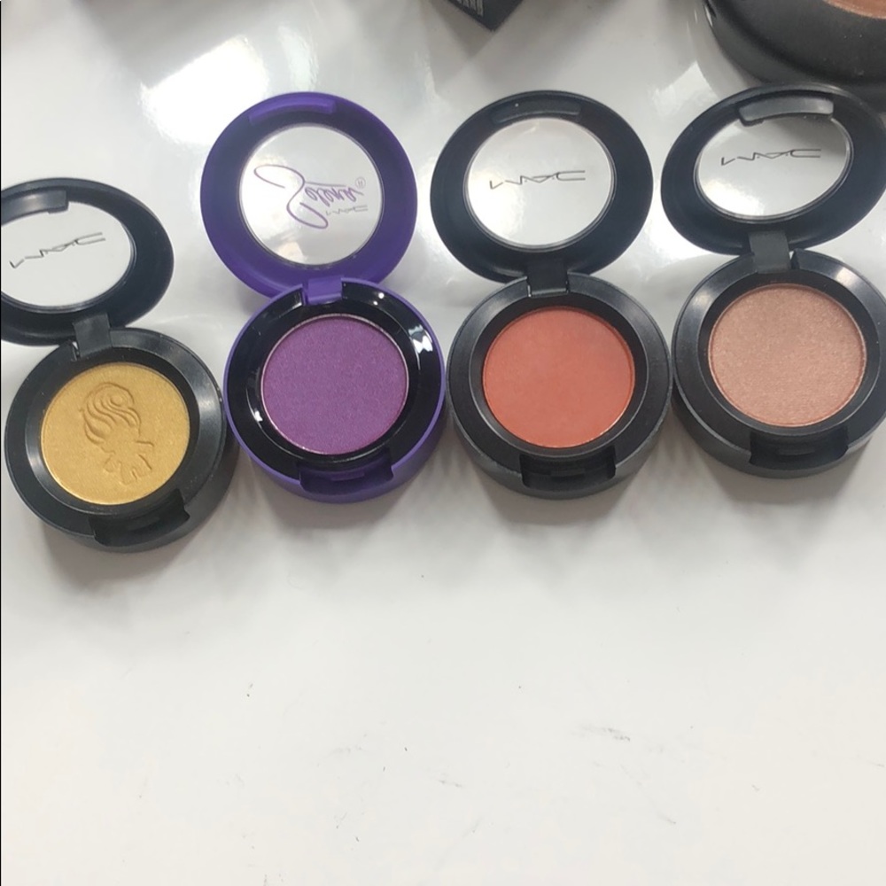 MAC single shadow’s  Limited Edition